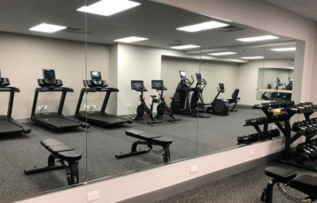fitness-center-gym-mirrors_weight benches