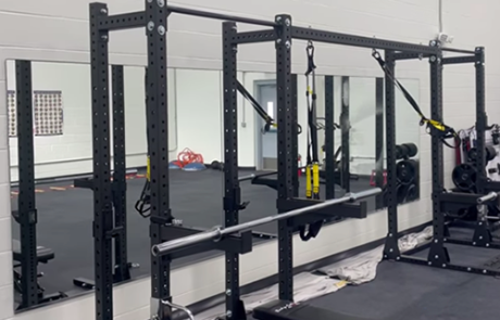 squat-rack-mirror-wall